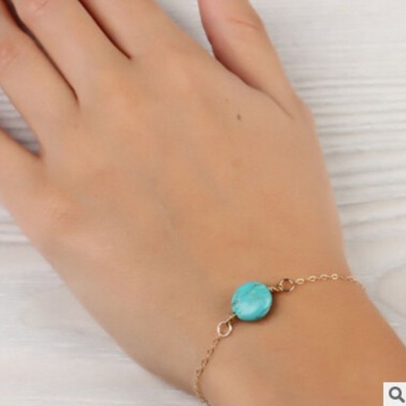 GB21 | Gold Toned Turquoise Stone Bracelet - Picture 6 of 6